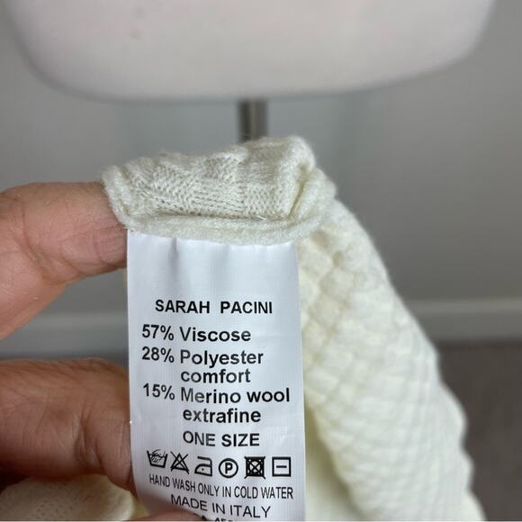 Sarah Pacini Off White Wool Blend Drape  Sweater  One Size - Picture 6 of 8